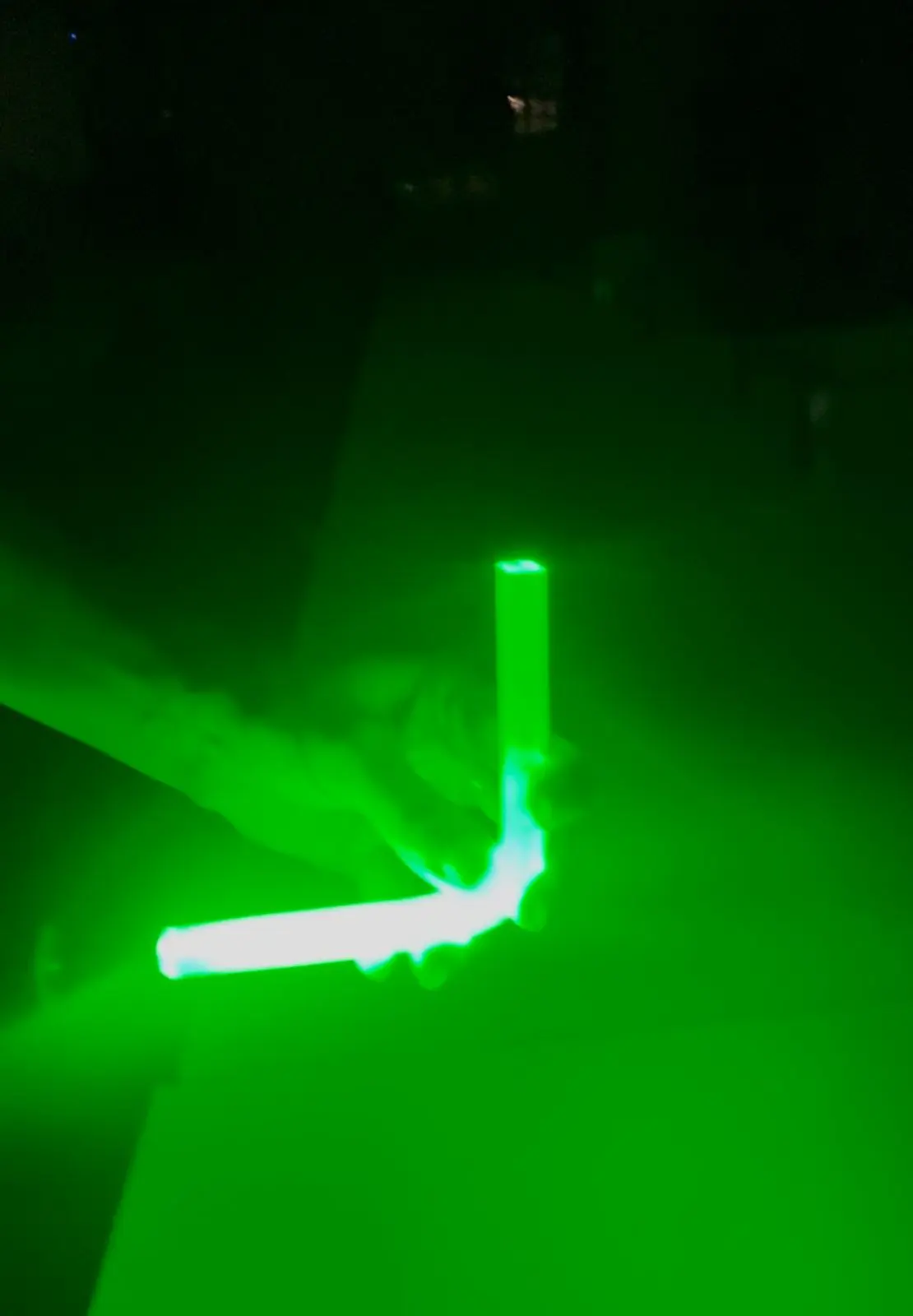 Optics: total internal reflection (TIR) experiment